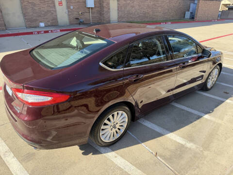 2013 Ford Fusion Hybrid SE