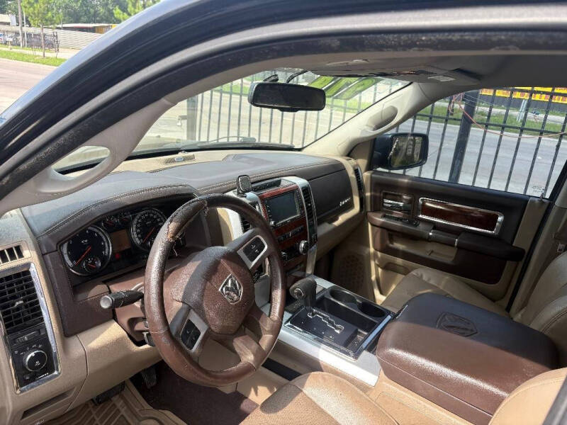 2011 RAM 1500 Laramie