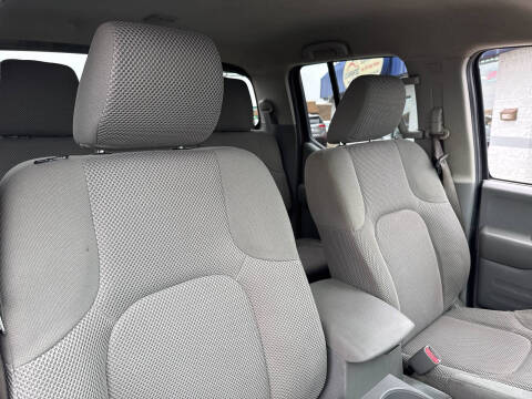 2016 Nissan Frontier SV