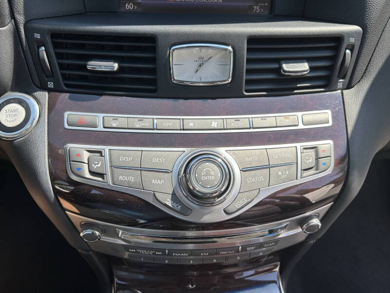 2012 Infiniti M37