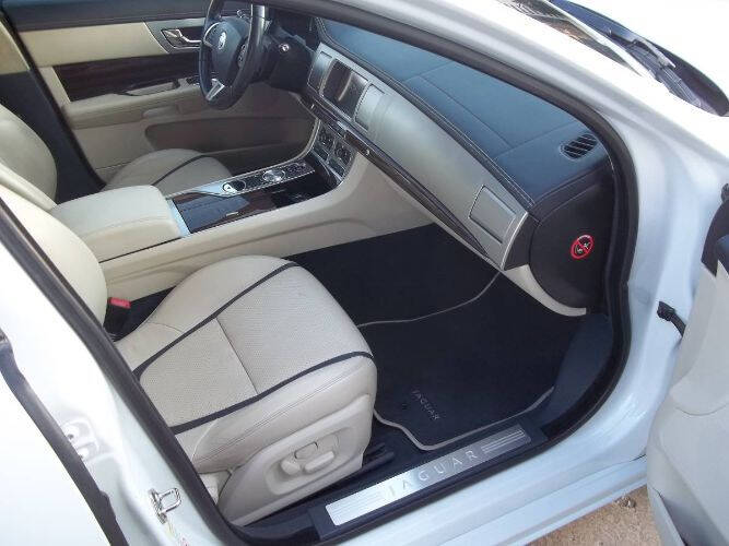 2012 Jaguar XF Portfolio