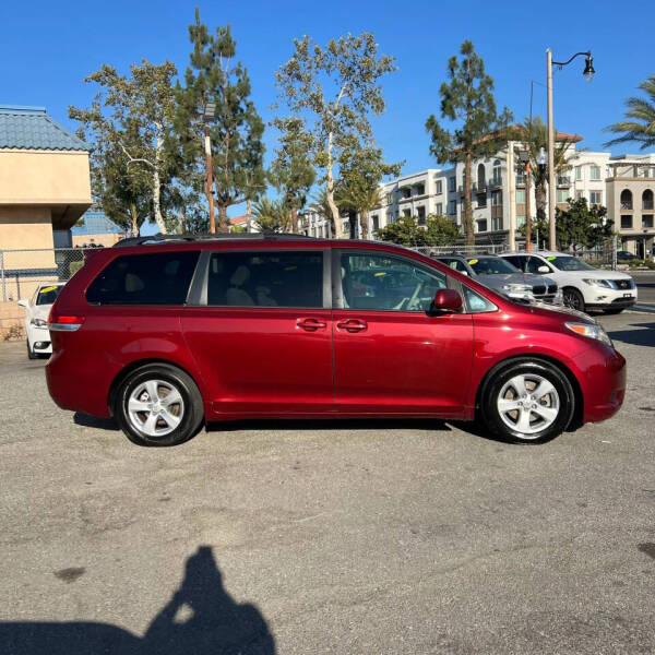 2013 Toyota Sienna