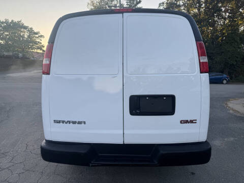 2019 GMC Savana 2500