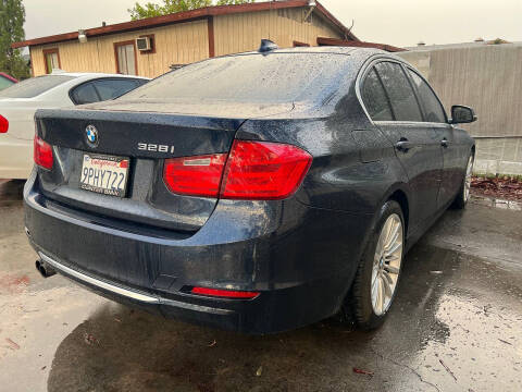2013 BMW 3 Series 328i