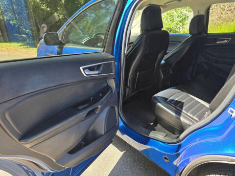 2020 Ford Edge