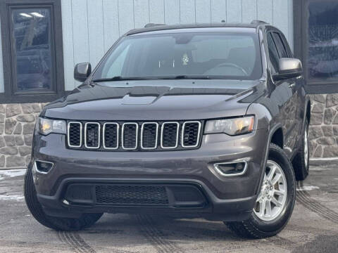 2019 Jeep Grand Cherokee for sale at Dynamics Auto Sale in Highland IN