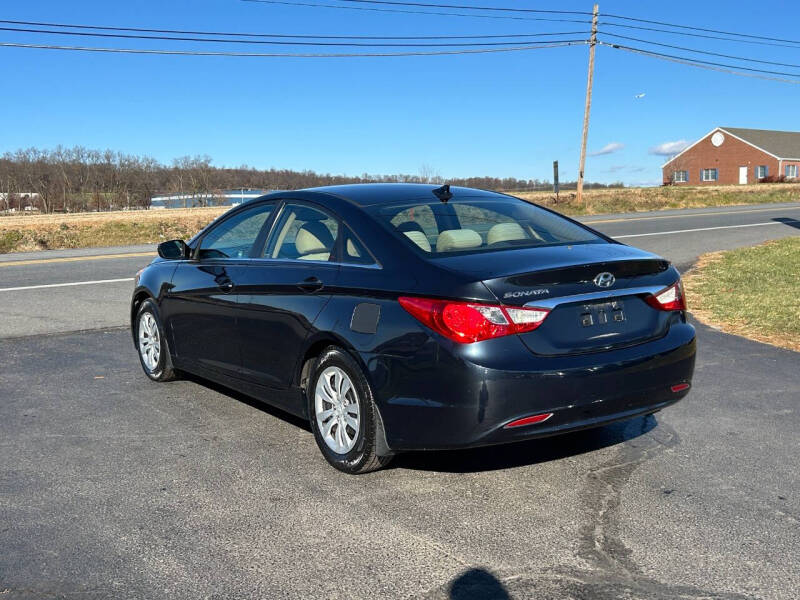 2012 Hyundai Sonata GLS photo 3