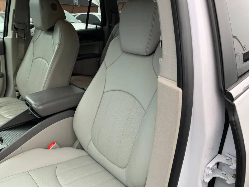 2016 Buick Enclave Leather