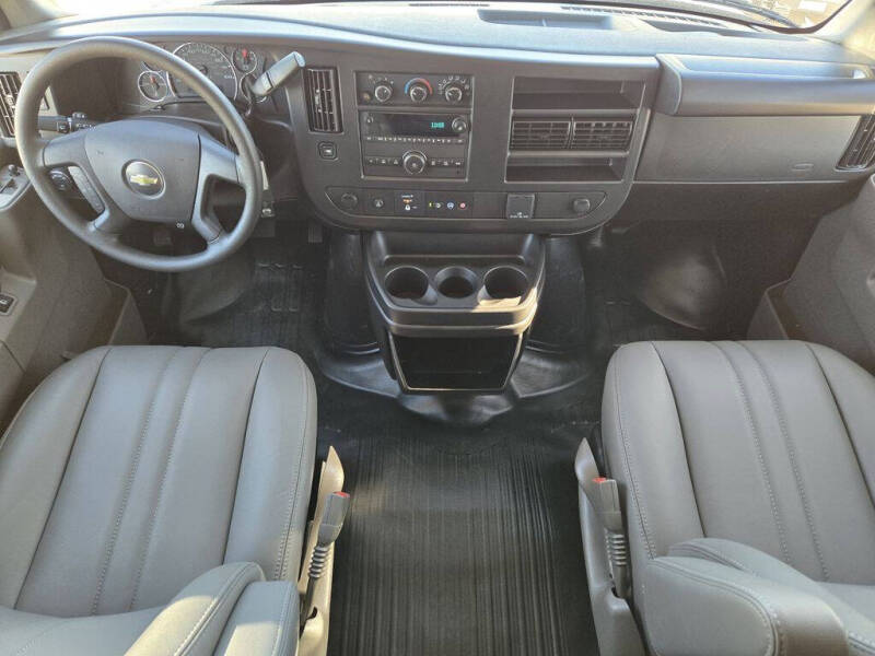 2026 Chevrolet Express 2500