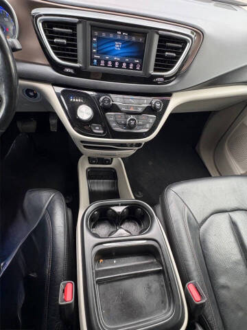 2019 Chrysler Pacifica Touring L