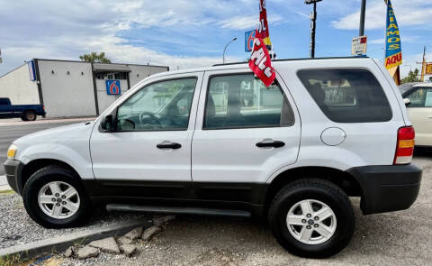2005 Ford Escape XLS