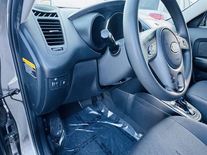 2011 Kia Soul +