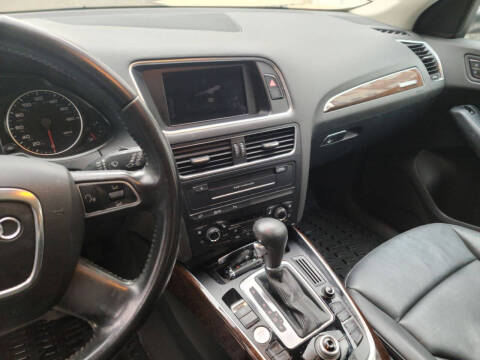 2012 Audi Q5 3.2 quattro Premium Plus