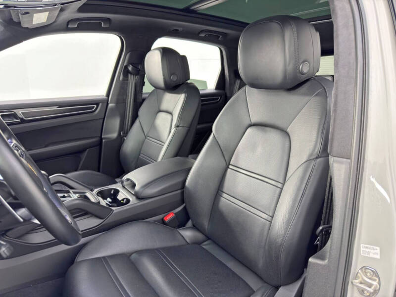 2021 Porsche Cayenne GTS