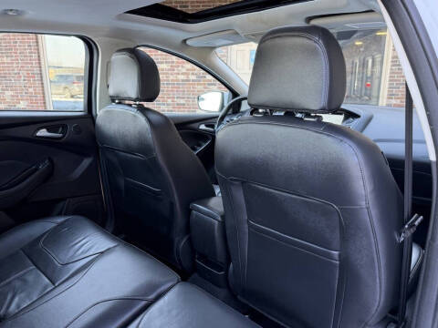 2017 Ford Focus Titanium