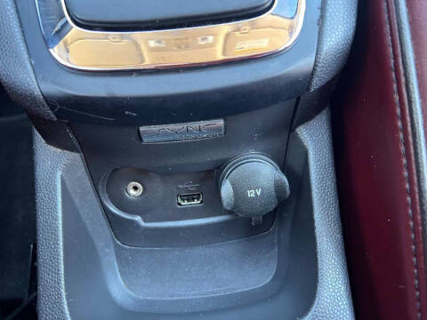 2011 Ford Fiesta SES