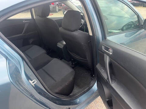 2011 Mazda MAZDA3 i Touring