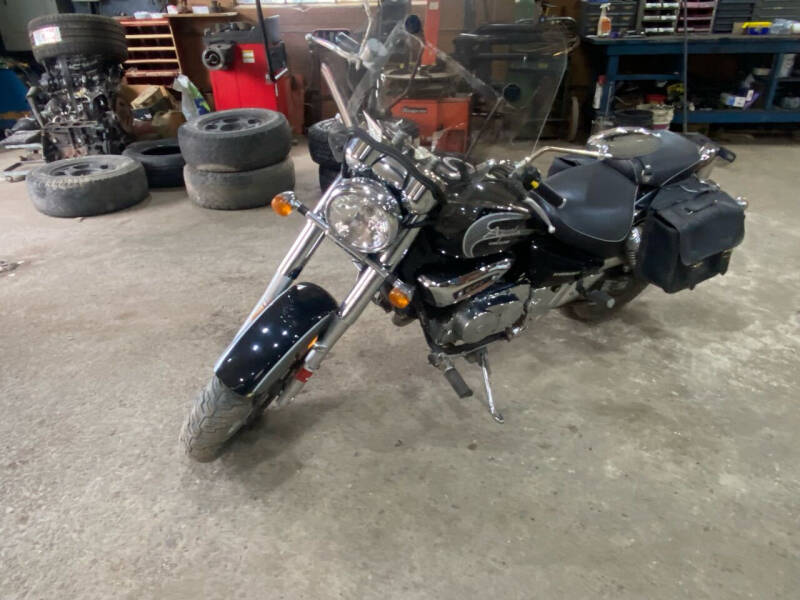 2012 Hyosing Aguila