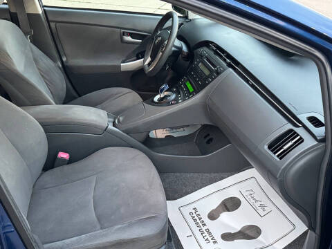 2010 Toyota Prius III