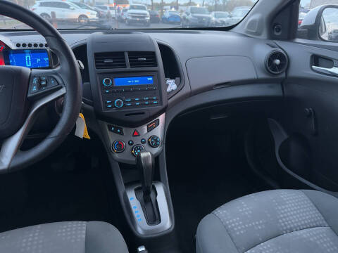 2014 Chevrolet Sonic LS Auto