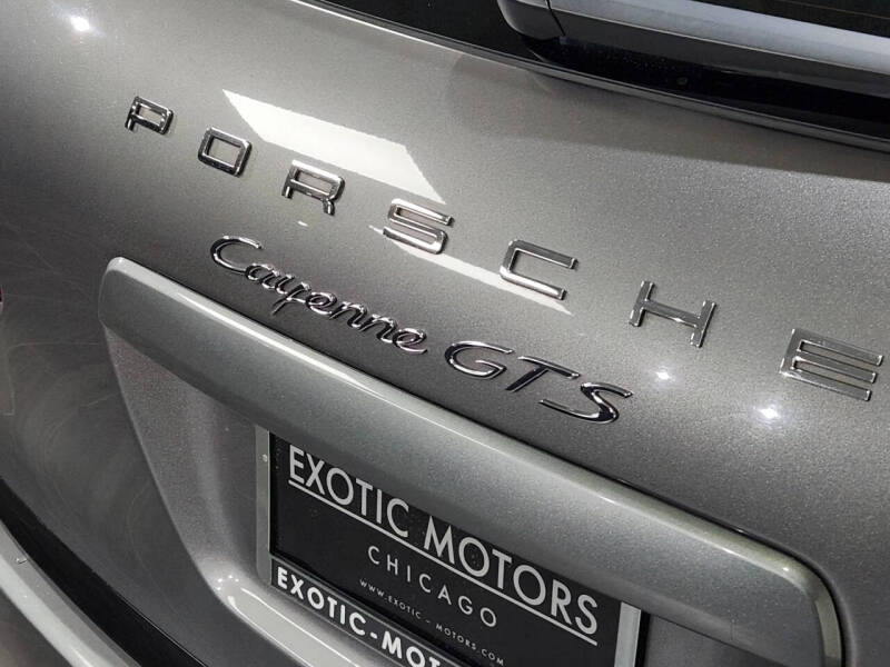 2013 Porsche Cayenne GTS