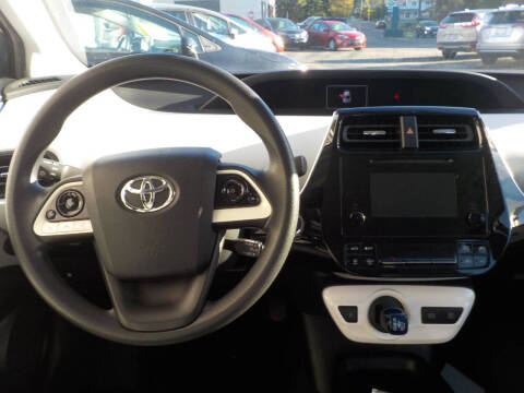 2016 Toyota Prius Two