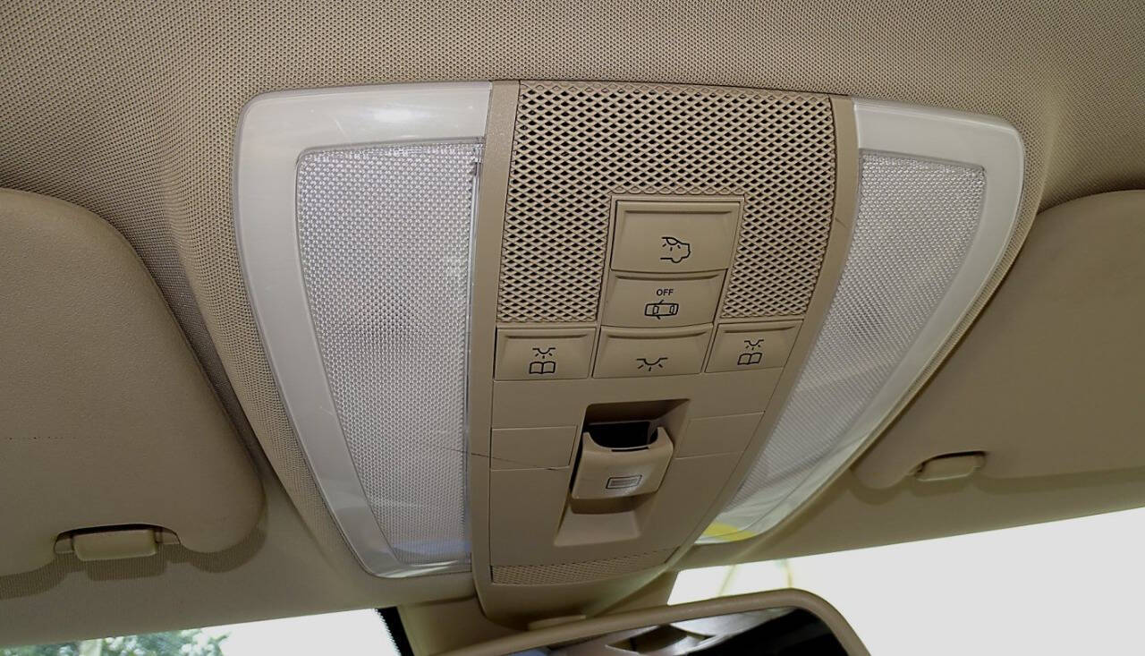 2010 Mercedes-Benz E-Class 47