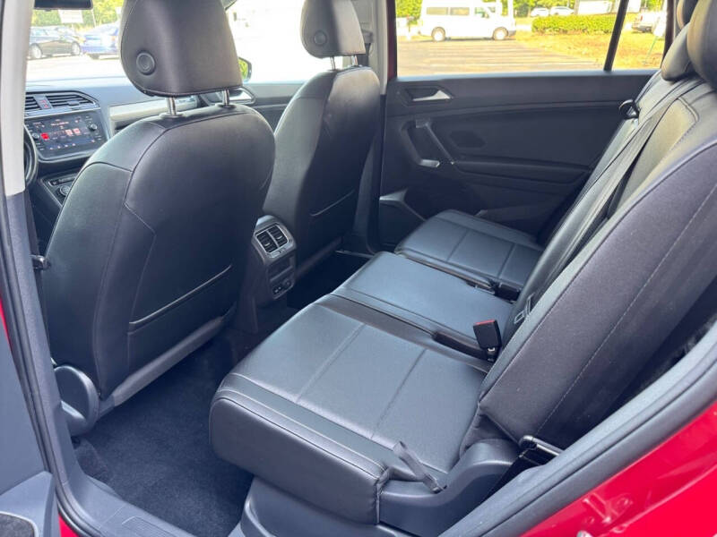 2018 Volkswagen Tiguan 2.0T SEL 4Motion