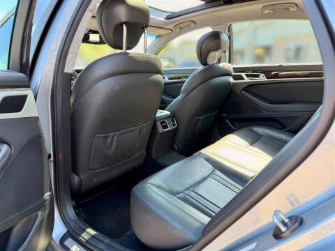 2017 Genesis G80
