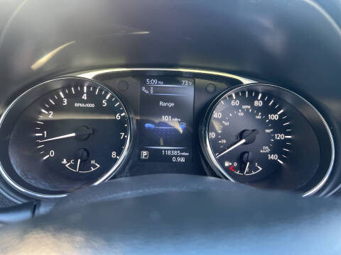 2015 Nissan Rogue SL