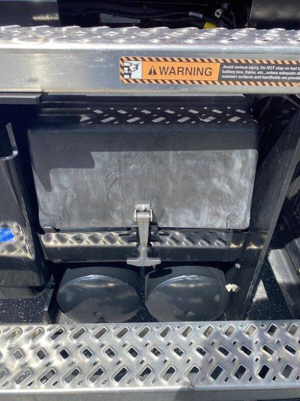 2024 Mack MD6