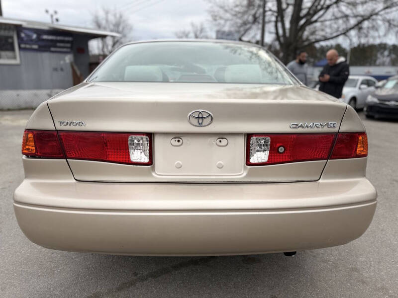 2001 Toyota Camry CE