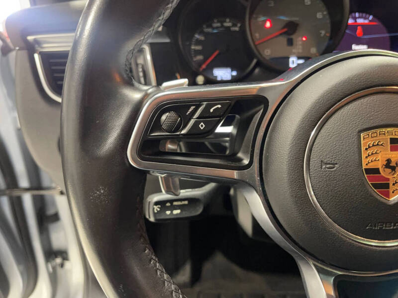 2016 Porsche Macan S