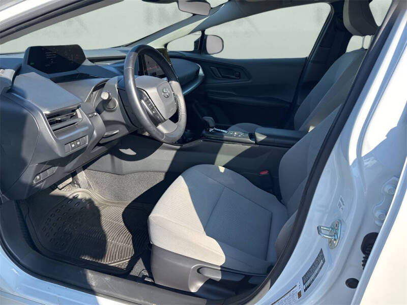 2024 Toyota Prius LE