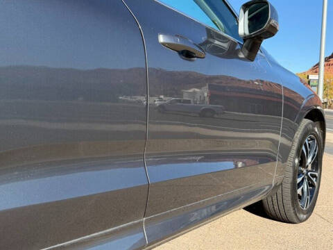 2020 Volvo XC60 T6 Momentum