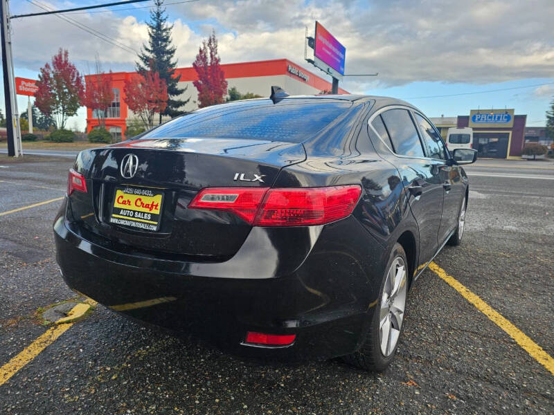 2015 Acura ILX 2.0L w/Tech