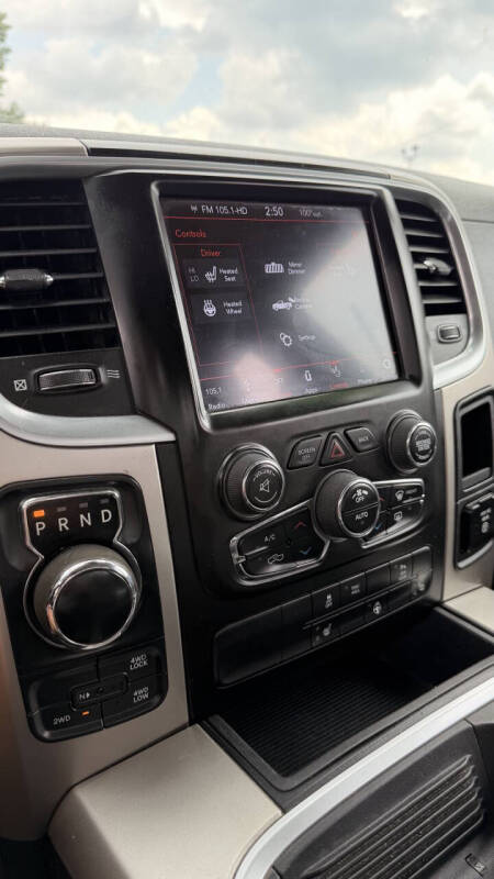 2018 RAM 1500 SLT