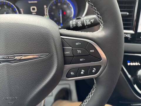 2026 Chrysler Voyager LX