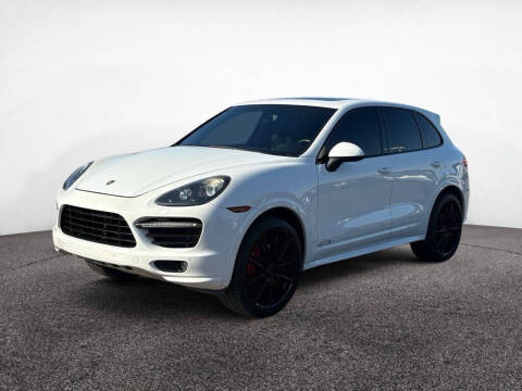 2013 Porsche Cayenne GTS
