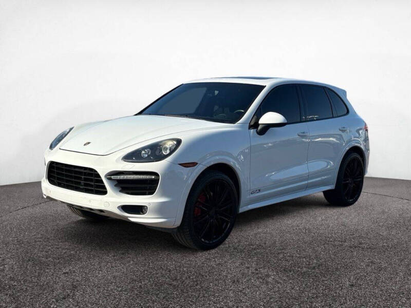 2013 Porsche Cayenne GTS