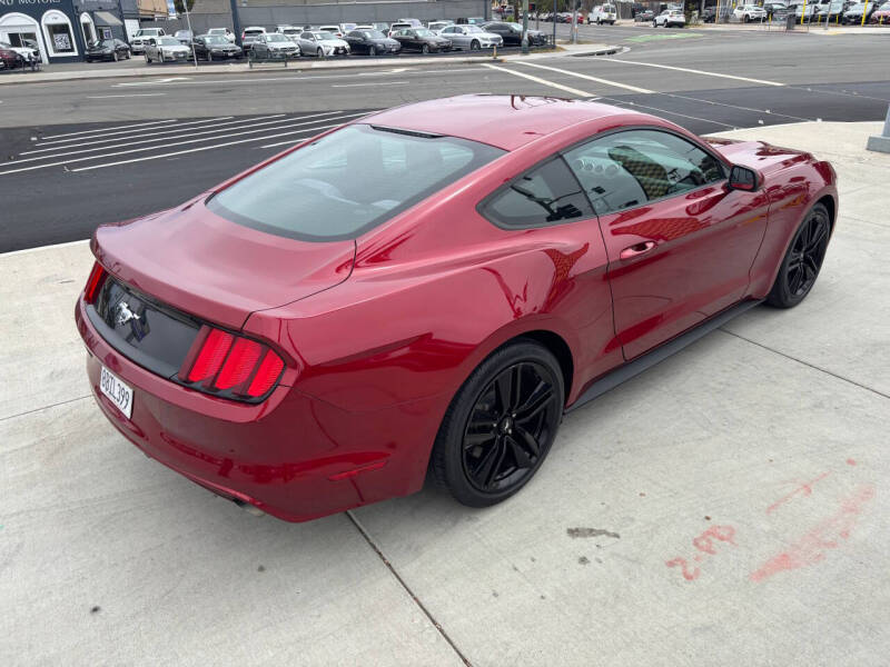 2017 Ford Mustang