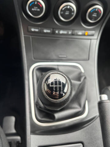 2013 Mazda MAZDA3 i Touring