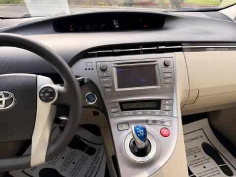 2015 Toyota Prius Two