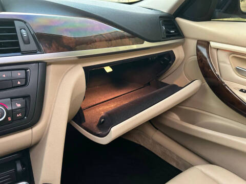 2014 BMW 3 Series 328i