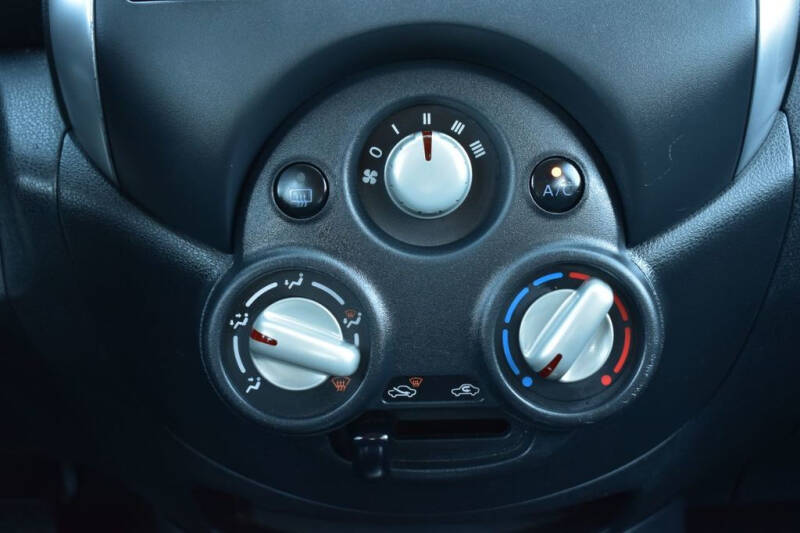 2014 Nissan Versa Note SV