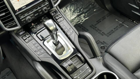 2016 Porsche Cayenne S