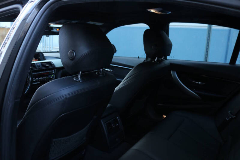 2016 BMW 3 Series 328i