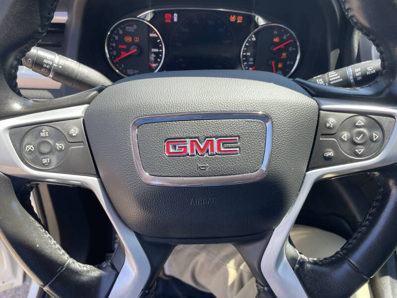 2020 GMC Acadia SLT