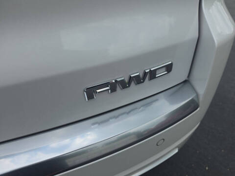 2016 GMC Acadia Denali
