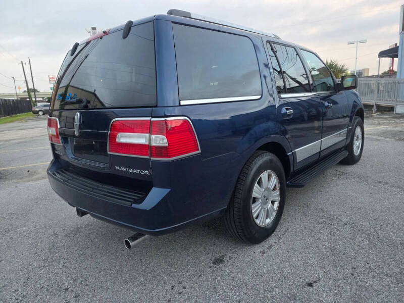 2008 Lincoln Navigator